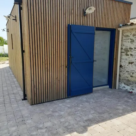 La Nilliere, Entre Campagne Et Ocean